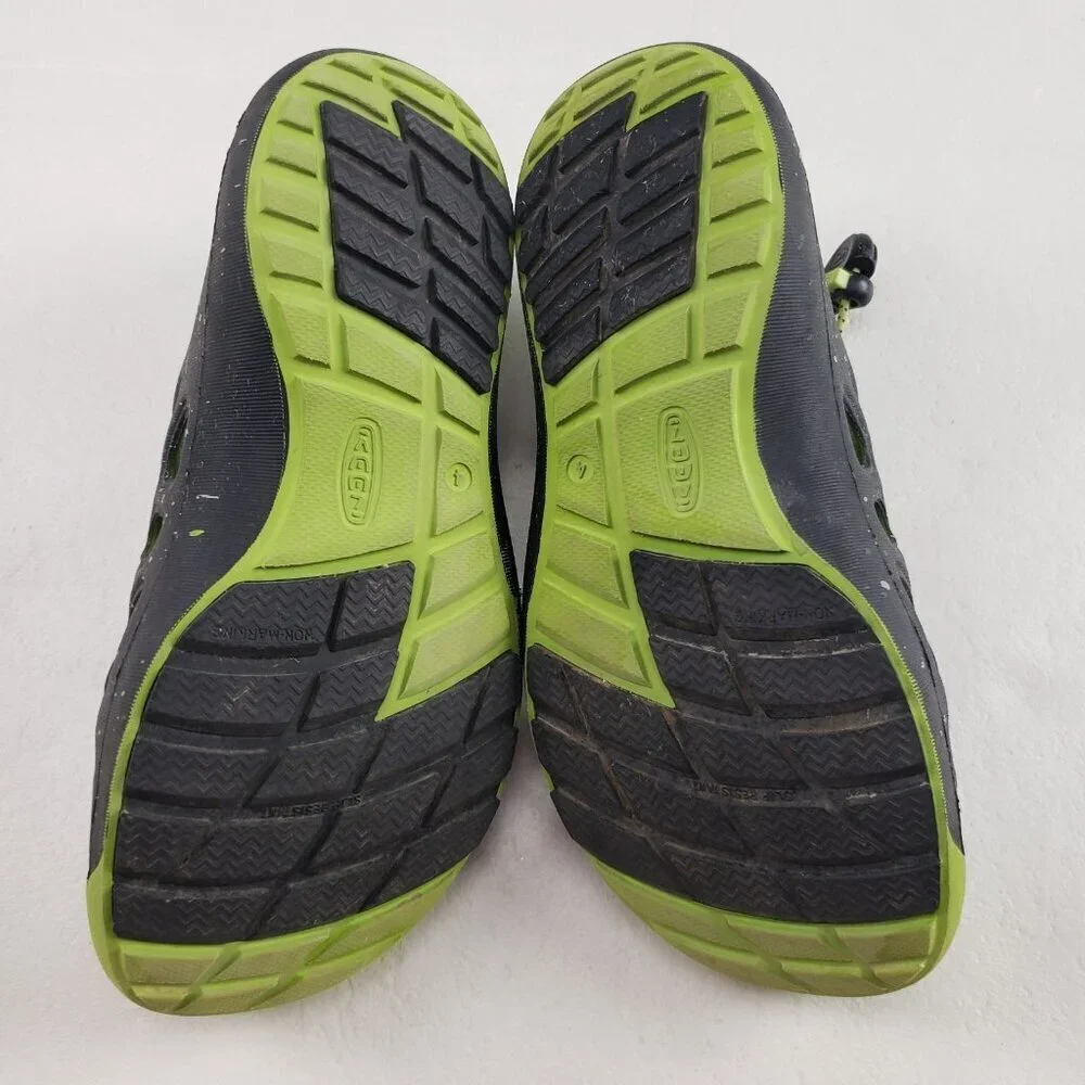 Keen Rio Water Sandal Kids 4 Black Water Hiking Outdoor Hybrid Closed Toe Shoe